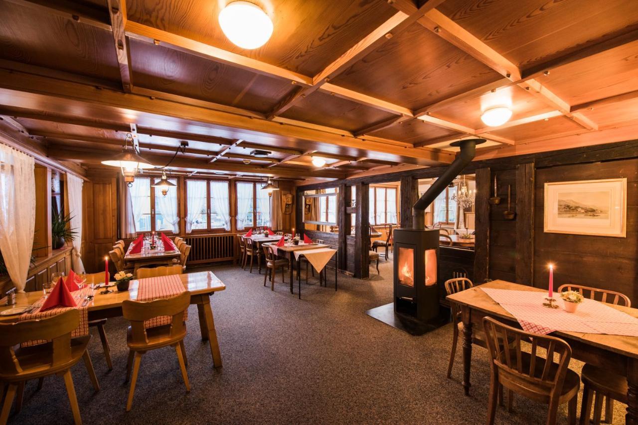 ברינץ Hotel Weisses Kreuz מראה חיצוני תמונה
